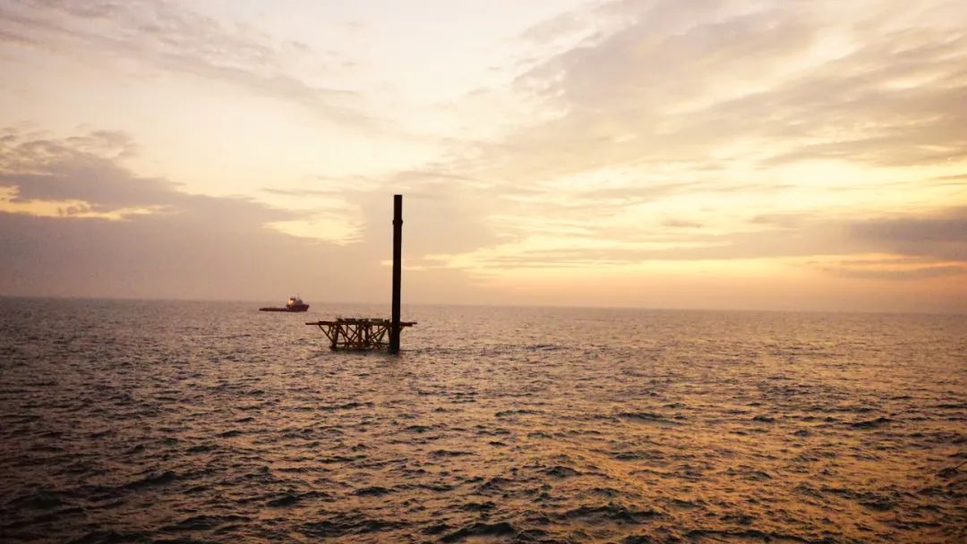 1706840606387452.jpg 640.jpg