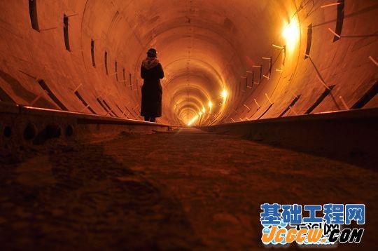 生命运河探源穿黄工程让长江黄河在此“相会”