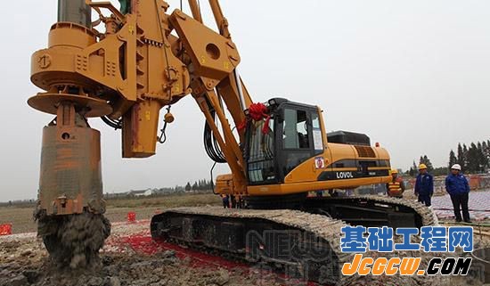 &ldquo;沉积岩王国&rdquo;中旋挖钻机致富路