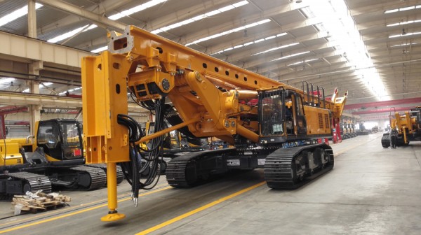 徐工首台E系列旋挖钻机全新升级、成功下线 