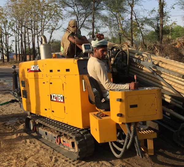 印度黑土地上穿梭的&ldquo;徐工金&rdquo;