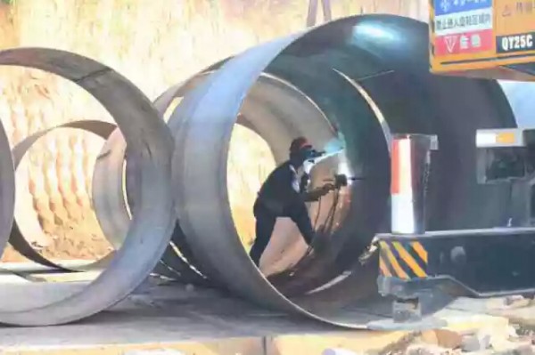 钻孔灌注桩施工中护筒的要求