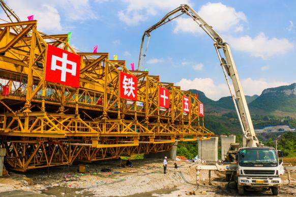 成贵铁路13标上半年信用评价获佳绩