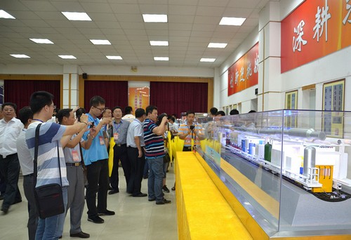 厦工：共建产业合作新平台　打造高端制造业基地