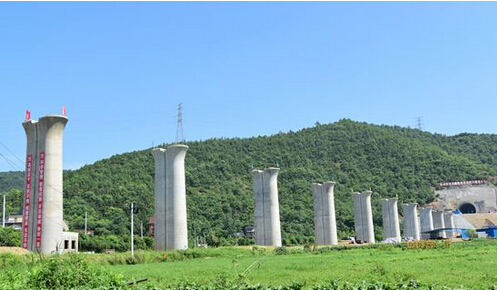 杭(州)黄(山)高铁建设如火如荼