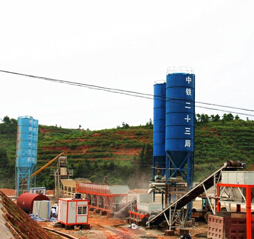 安定高速AP1标2号水稳拌合站试运行成功