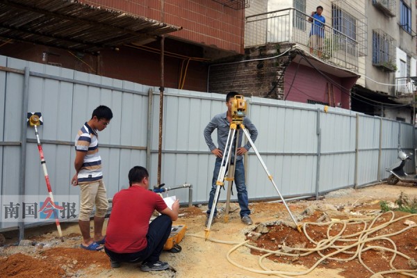 广西：30层高楼手续未齐先挖基坑 要挖十多米深住户心惊