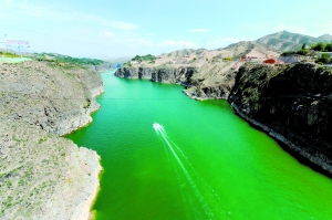 兰州第二水源地输水隧道工程昨日正式开工