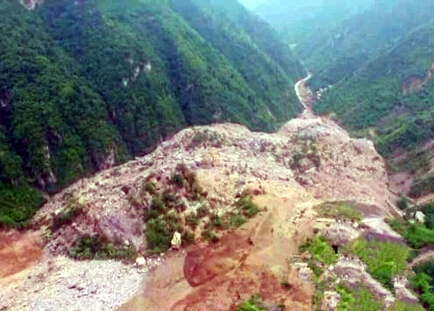 陕西滑坡现场因具多处地质灾害隐患或封闭半年