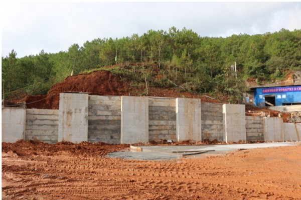 中铁二十一局三公司丽香铁路项目部全力以赴抓现场