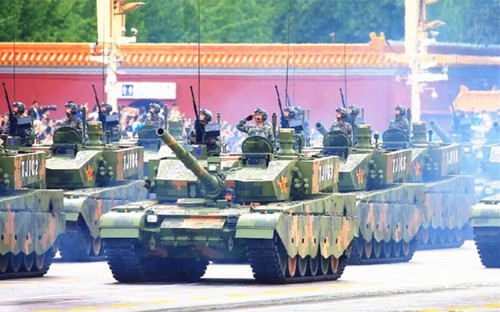 夺目，&ldquo;徐工&rdquo;炫现阅兵彩排现场