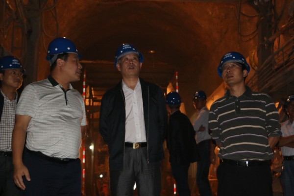 中铁二十一局丽香铁路项目部抓责任成本管理出重拳  抓责任成本管理 让成本责任到人