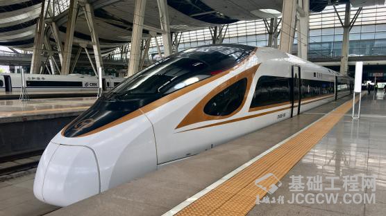 复兴号图自观察者网 复兴号图自观察者网