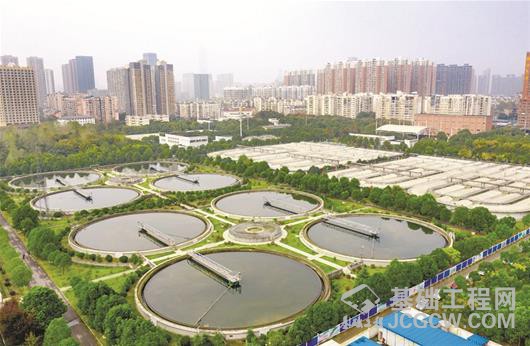 图为:二郎庙污水处理厂 图为:二郎庙污水处理厂