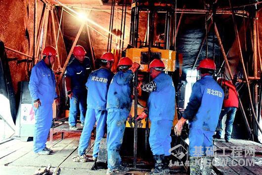 湖北省首个多要素城市地质调查深井开钻 湖北省首个多要素城市地质调查深井开钻