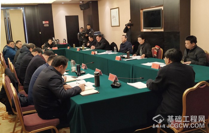 1901082212297731646.jpg (700Ã<em></em>448)