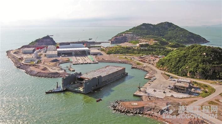  &ldquo;巨无霸&rdquo;钢壳顺利运抵桂山岛沉管预制智慧工厂