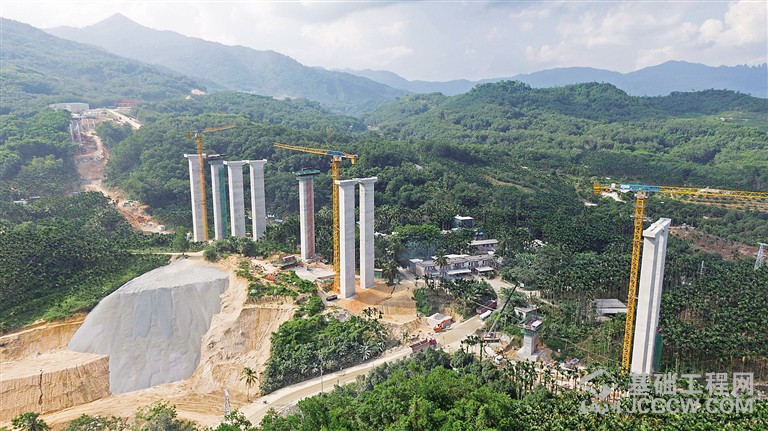 1124762351_15633232189081n