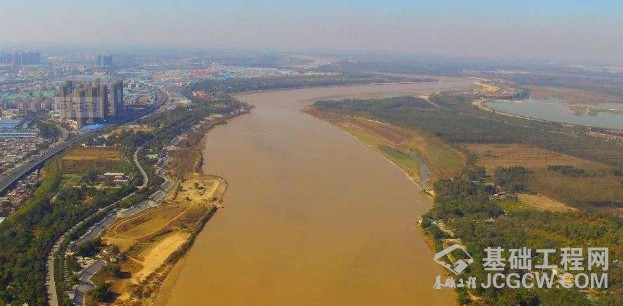 “两桥一隧”明年年底建成通车 黄河公路大桥复线工程年内开工